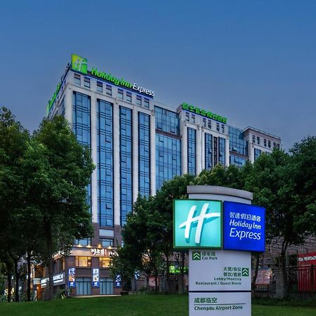 Holiday Inn Express Chengdu Airport Zone Free Shuttle From Shuangliu International Airport To Hotel ,Welcome Drink Exteriör bild